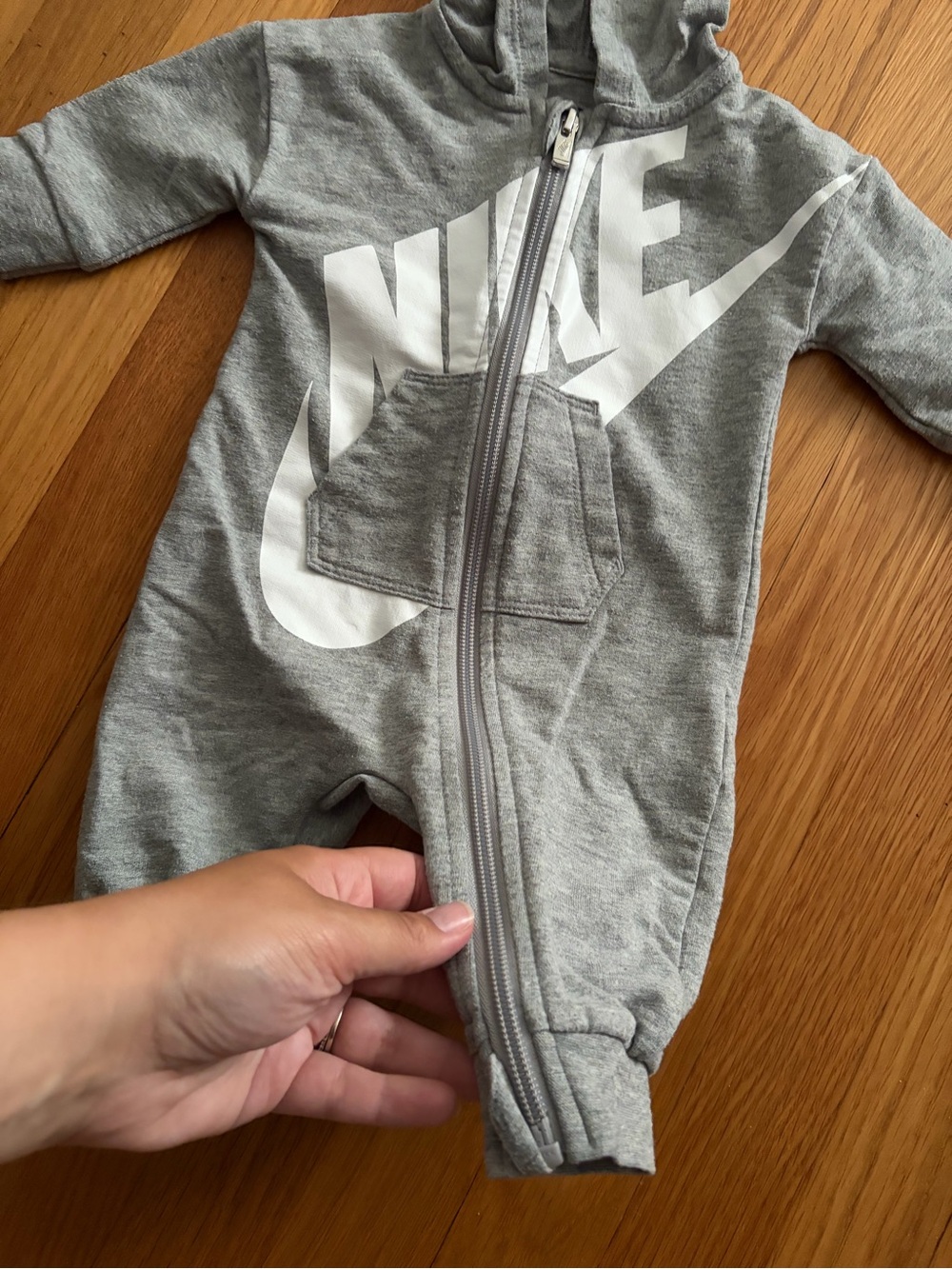 Nike | Baby Futura Logo Full-Zip Hooded Coverall Romper | Gray Size: 3M - Picture 3 of 7